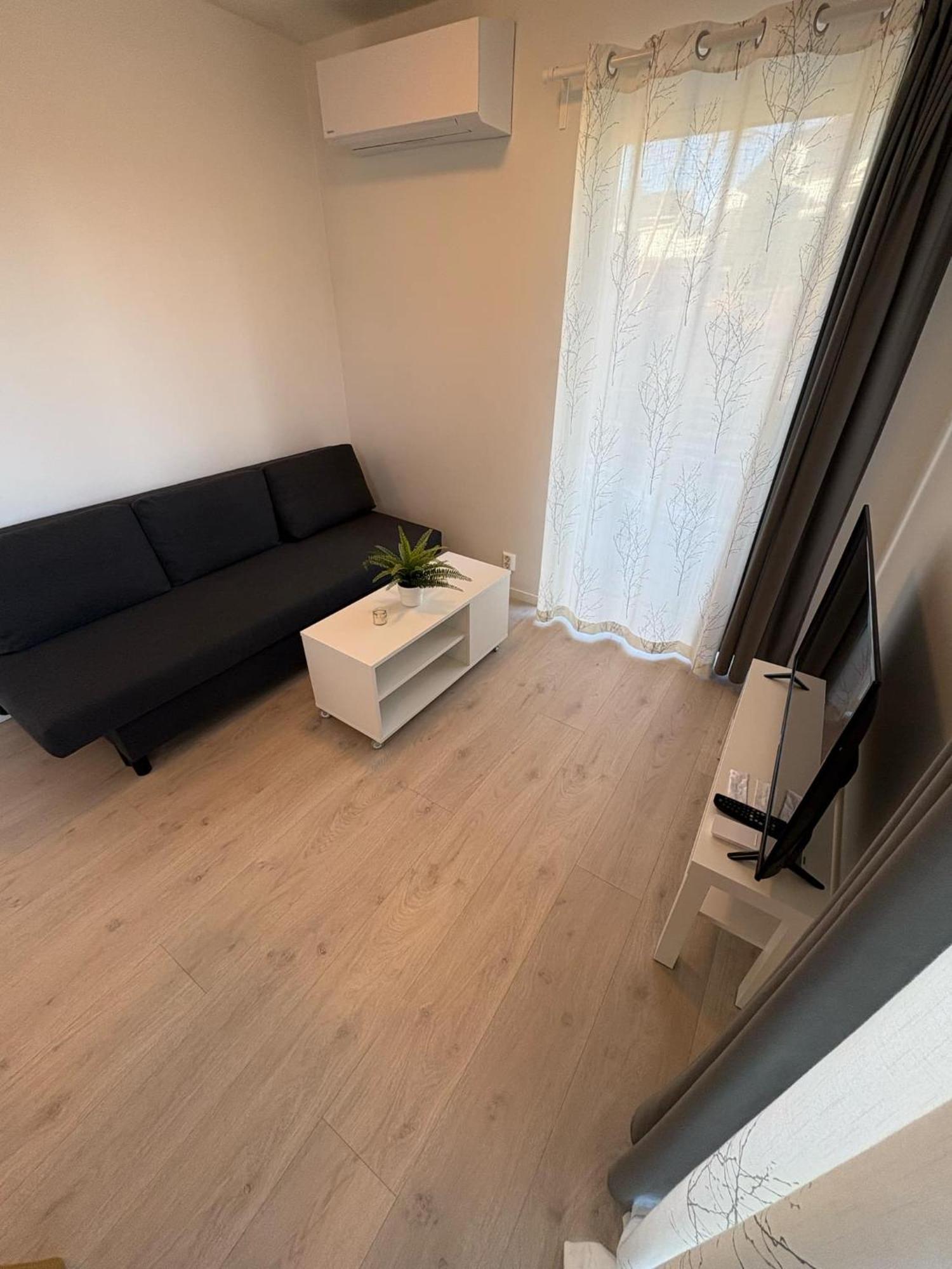 Lisas Apartment, Private New 1 Bedroom And 1 Living Room With Sofa Bed And Big Windows, Share With Nobody 奥斯陆 外观 照片